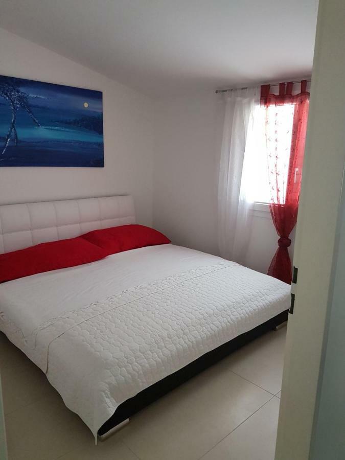 Apartment Dijana Kaštela المظهر الخارجي الصورة